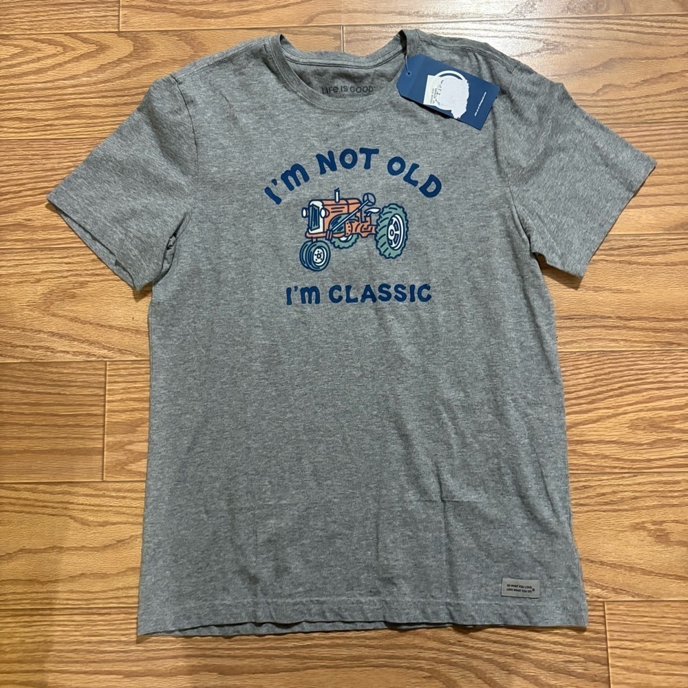 NEW Life is Good Shirt Medium